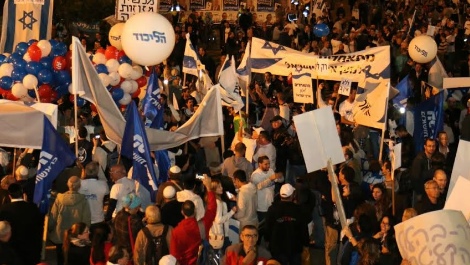 "תובעים ישובים חדשים בארץ ישראל". עשרות אלפים בעצרת אמש (הלל מאיר, סוכנות תצפית)