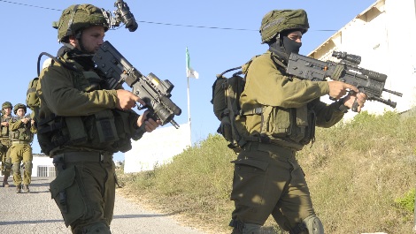 Two IDF Soldiers Wounded by Explosive Charge Thrown by Arabs in Shechem