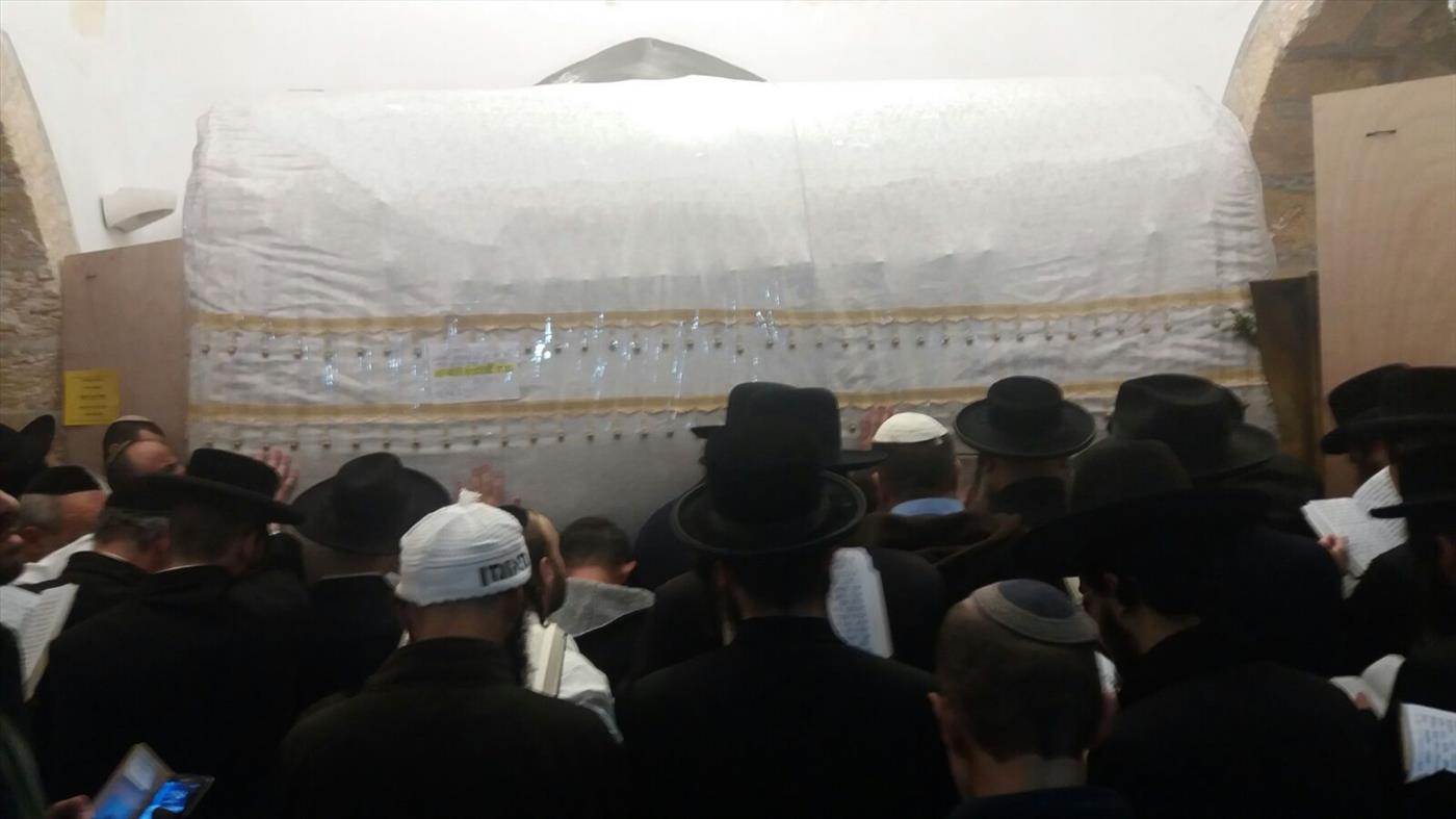 רבבות יהודים בקבר רחל. צילום: מוסדות רחל אמנו