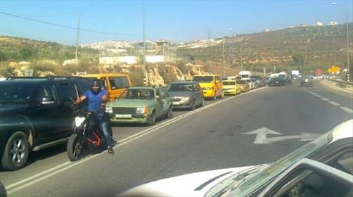 אין משילות - סופר ערבי לא חוקי מסכן חיים בצומת מרכזית בשומרון