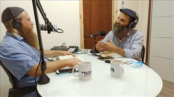 מדברים בהר:  על כוח הראייה והדם הזועק של עמית בן יגאל