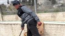 ירושלים: ערבי תקף צעירות יהודיות באמצעות אלה