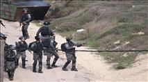 הרס אלים בשומרון: שוטרים הרסו מבנה בקומי אורי - 10 פצועים