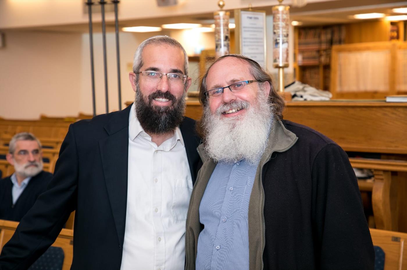 הרב יעקב יקיר והרב יאיר קרטמן 