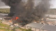 שריפה בעמנואל: פועלים ערבים מפריעים לעבודות הכיבוי