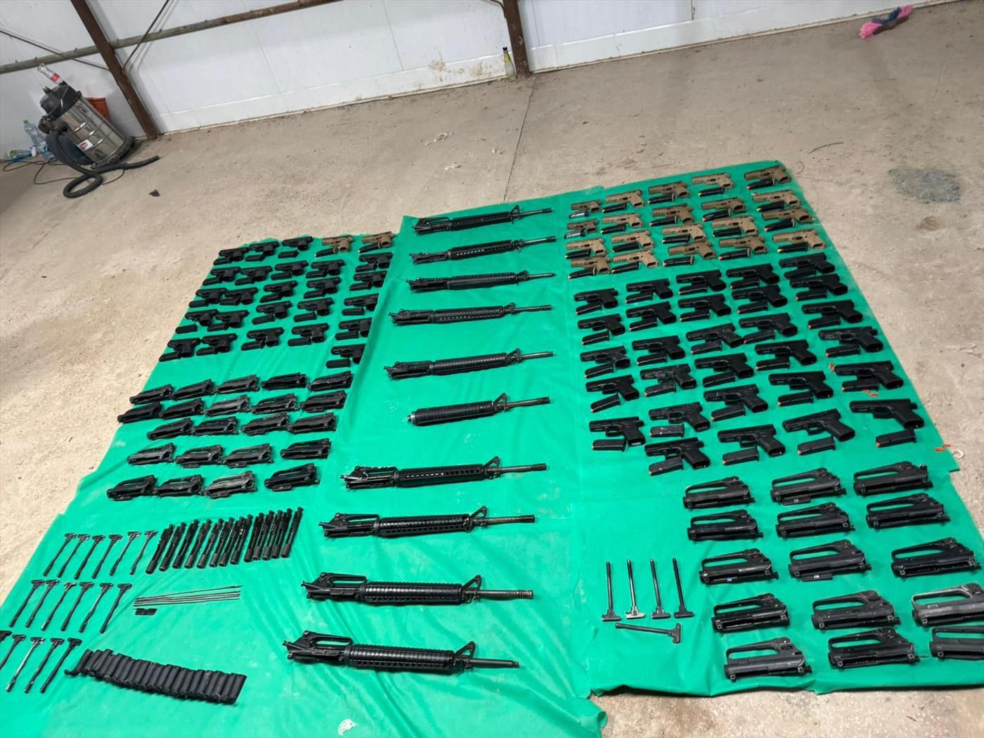 הגבול הפרוץ ממזרח: עשרות כלי נשק נתפסו