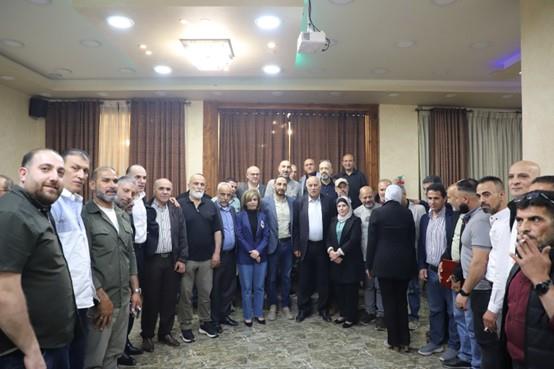 חשיפת הקול היהודי: ג'יבריל רג'וב ומושל שכם העניקו תעודות הוקרה לרוצחי יהודים