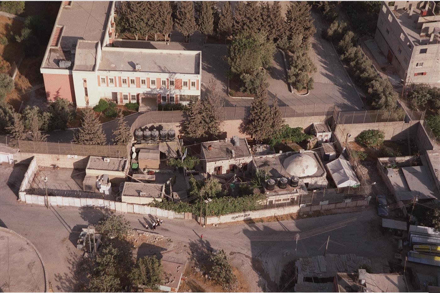 נחזור לבית המדרש בשכם כמו שהתחייבו לנו כשיצאנו מקבר יוסף