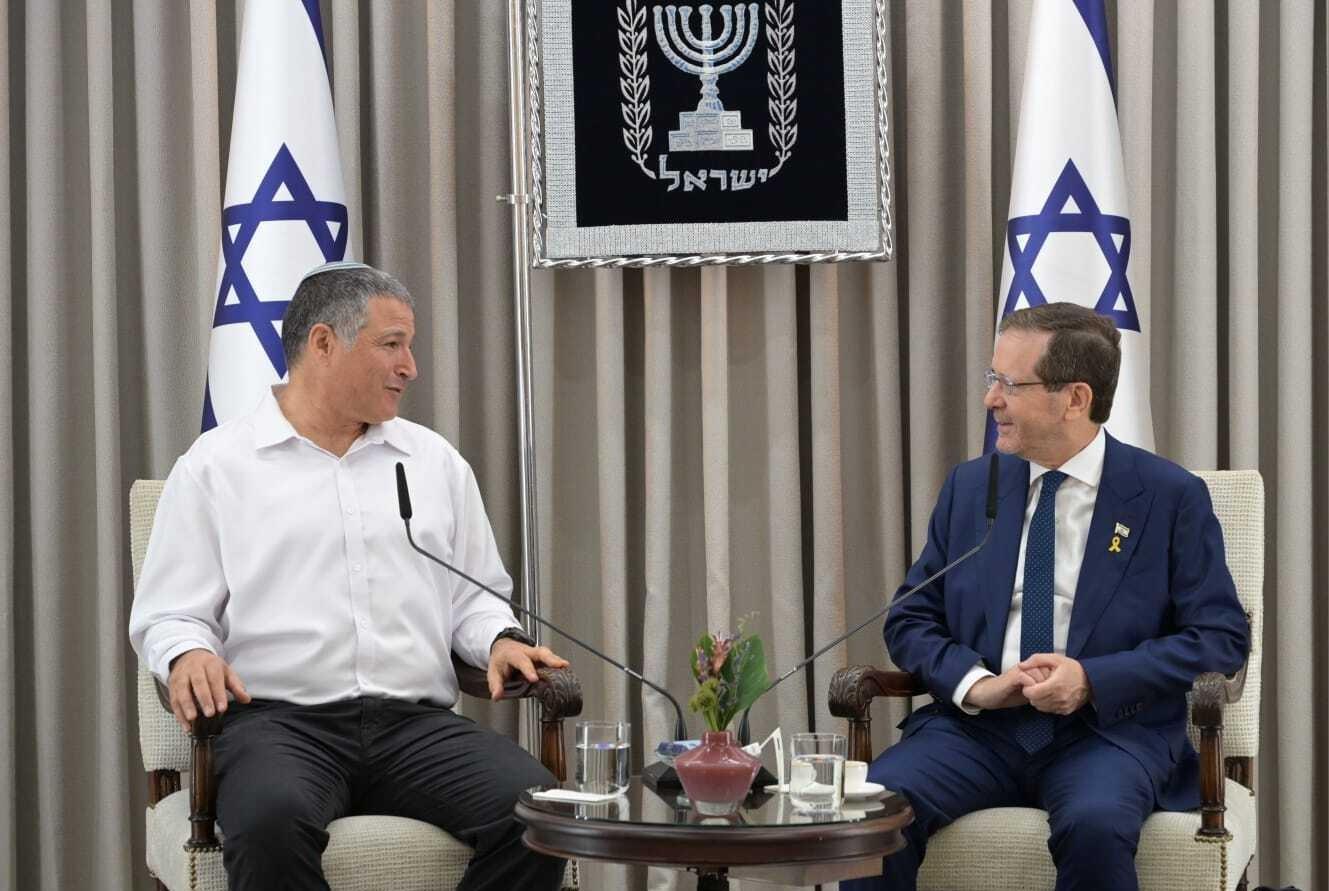 ברגל ימין: כמה מהמשימות הדחופות שעומדות לפני ראש השב"כ החדש