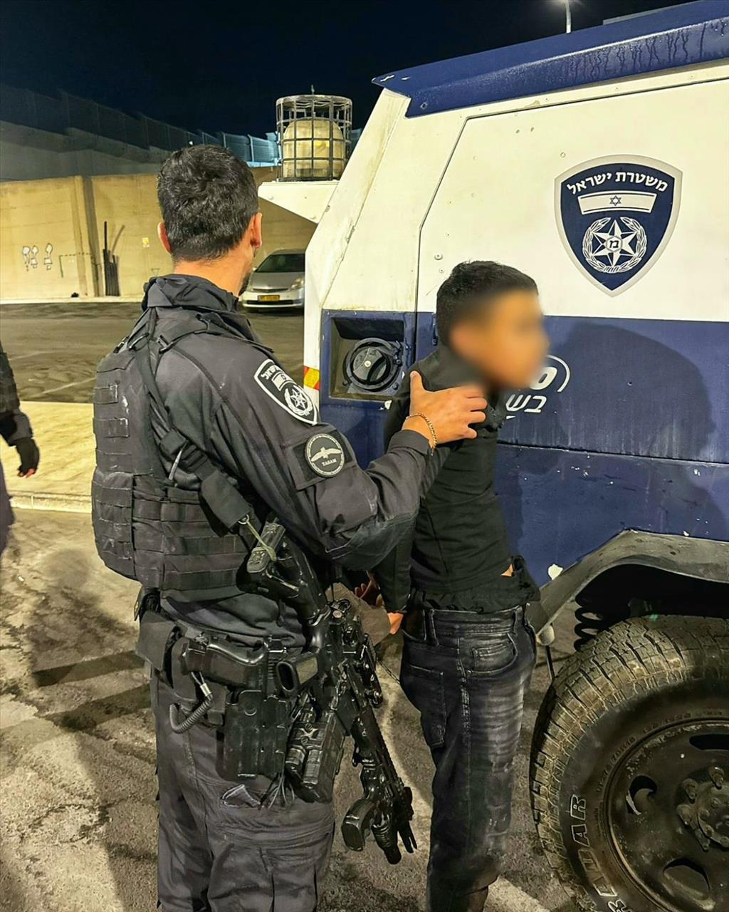 מעצר המחבל הקטין (דוברות המשטרה)