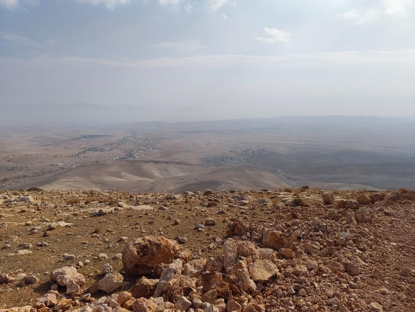 מבט של שבת: מאיר אטינגר מסכם שבוע: כשהנערים בבקעה הבינו את מה שעוד לא הבינו בעזה