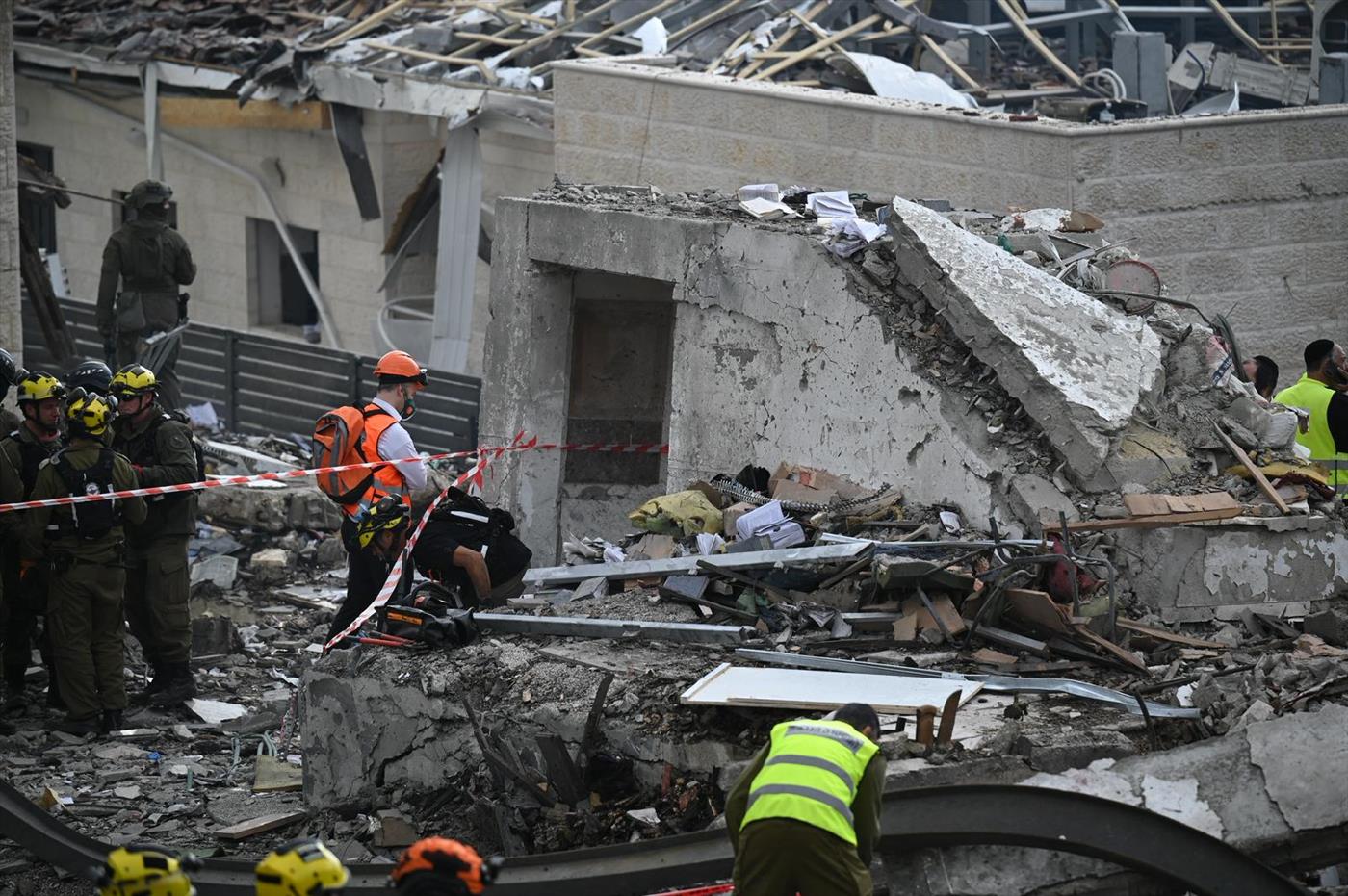 האסון בבית שמש פוצע את הלב - איך חוגגים ככה את פורים?