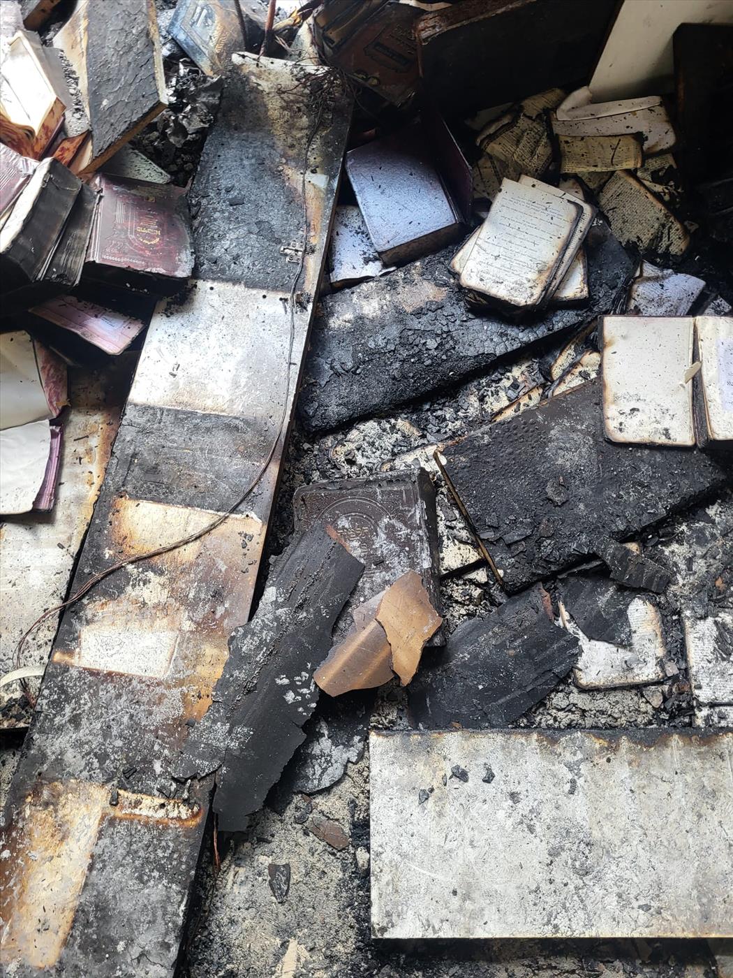 ממראות השריפה