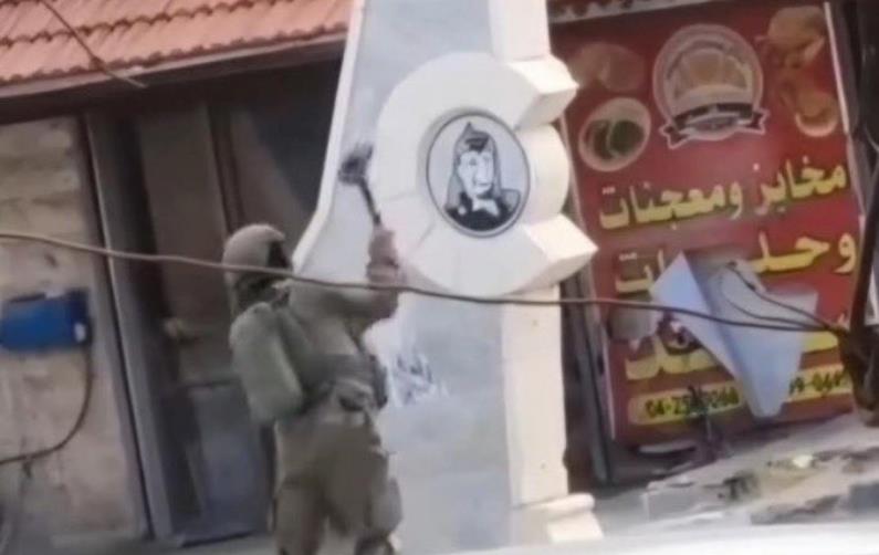 בעקבות הדחת הלוחם: מועצת יש"ע מבקשת תיעודים של אנדרטאות הסתה