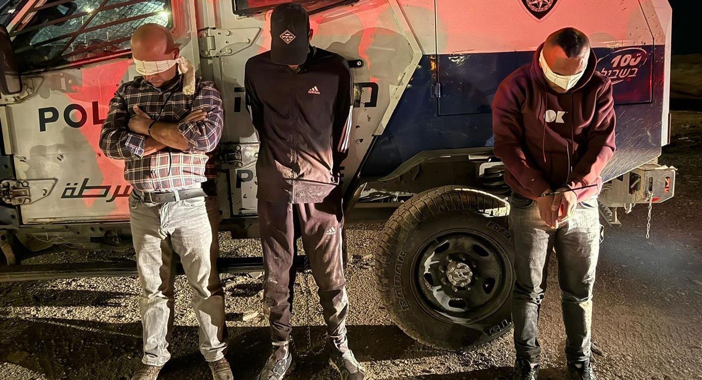 בדואי וערבים מחברון ניסו להבריח במשאיות הסיוע לאויב בעזה