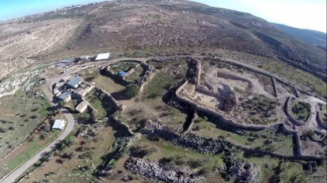 רגבים לבג"ץ: לעצור השמדת אתר העתיקות