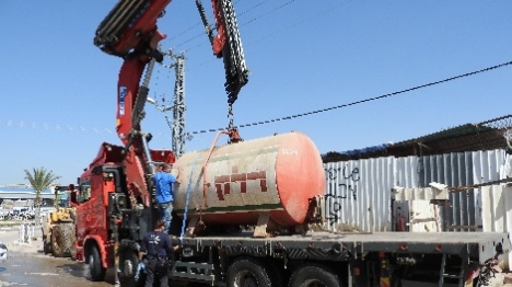 נהרסו תחנות דלק פיראטיות ברהט