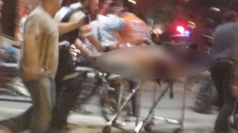 טרור במרכזי ערים: תייר נרצח ו-14 נפצעו