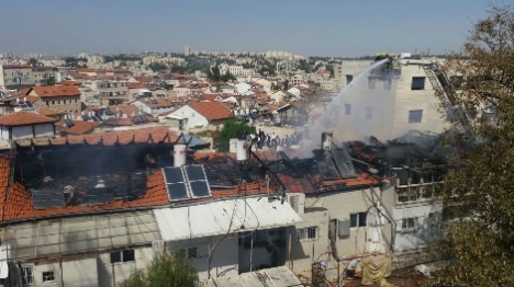 שני פצועים בשריפה במאה שערים