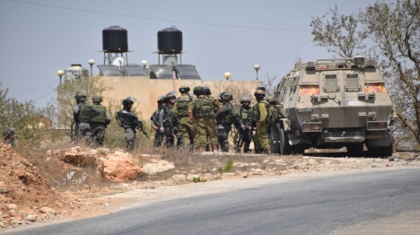 ליל שבת: ירי, וניסיון דריסה ודקירה