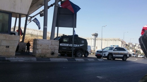 צעיר יהודי נורה ונהרג במחסום חיזמא - הרקע נבדק